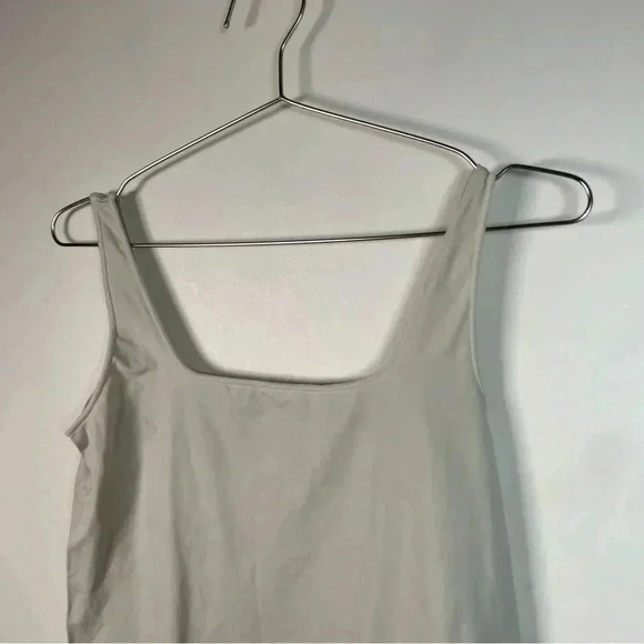 Skims‎ Stone Essential Scoop Neck Bodysuit - Picture 4 of 6